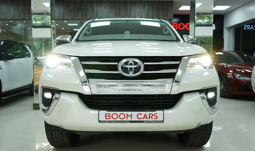 Toyota Fortuner E4 2.8 Diesel 4x4 AT